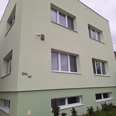 Apartmanovy Dom Stummerova Topoľčany المظهر الخارجي الصورة